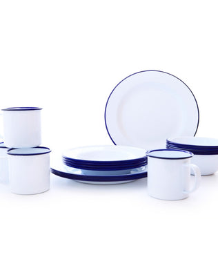 Vintage 16 Piece Dinnerware Set