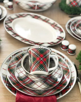 HP69S4 - Highland Plaid Sandwich Plates - Set of 4 - Golden Rabbit Enamelware
