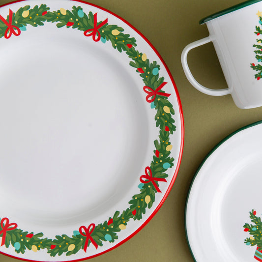 Helmsie x CCH Dinner Plates, Set of 4, Christmas Garland