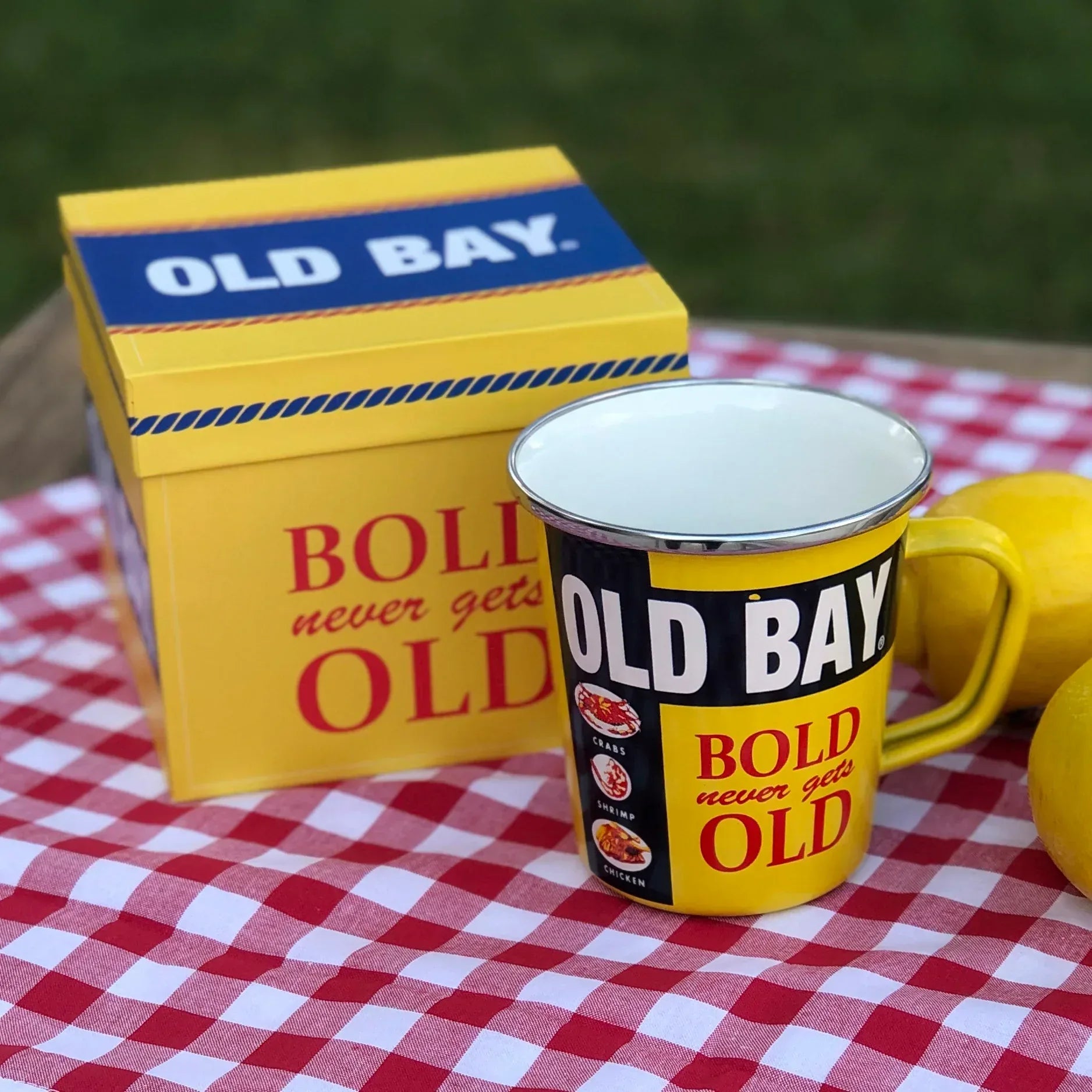OB86 - Old Bay 16 oz Latte Mug Gift Box - Golden Rabbit Enamelware