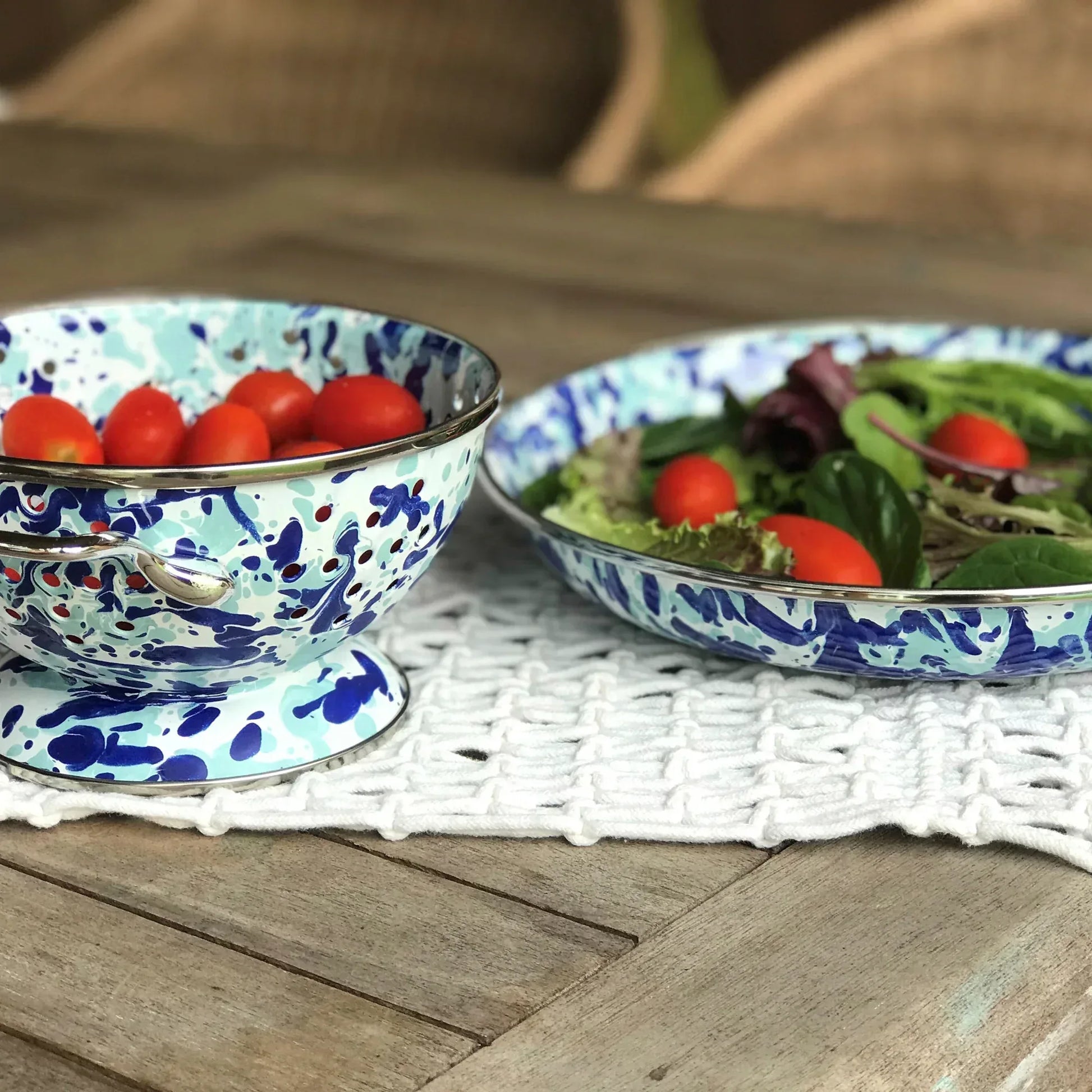 OC10 - Ocean Swirl Oval Basket - Golden Rabbit Enamelware