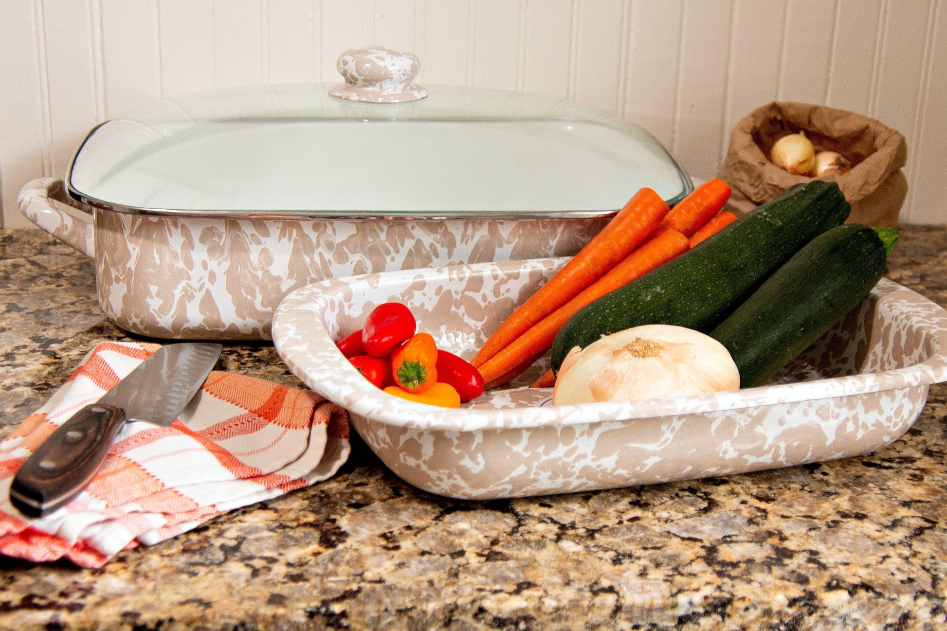 TP15 - Taupe Swirl Roasting Pan - Golden Rabbit Enamelware